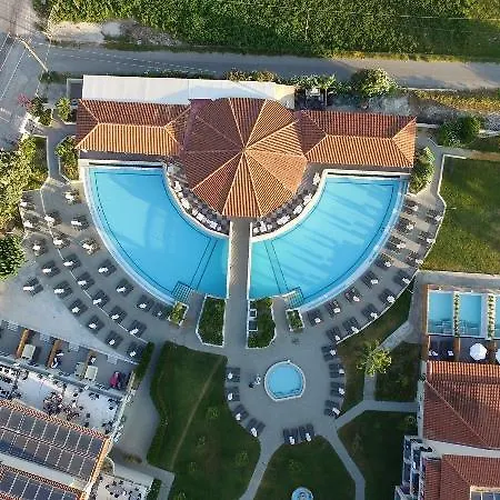 Exotica Hotel 3*